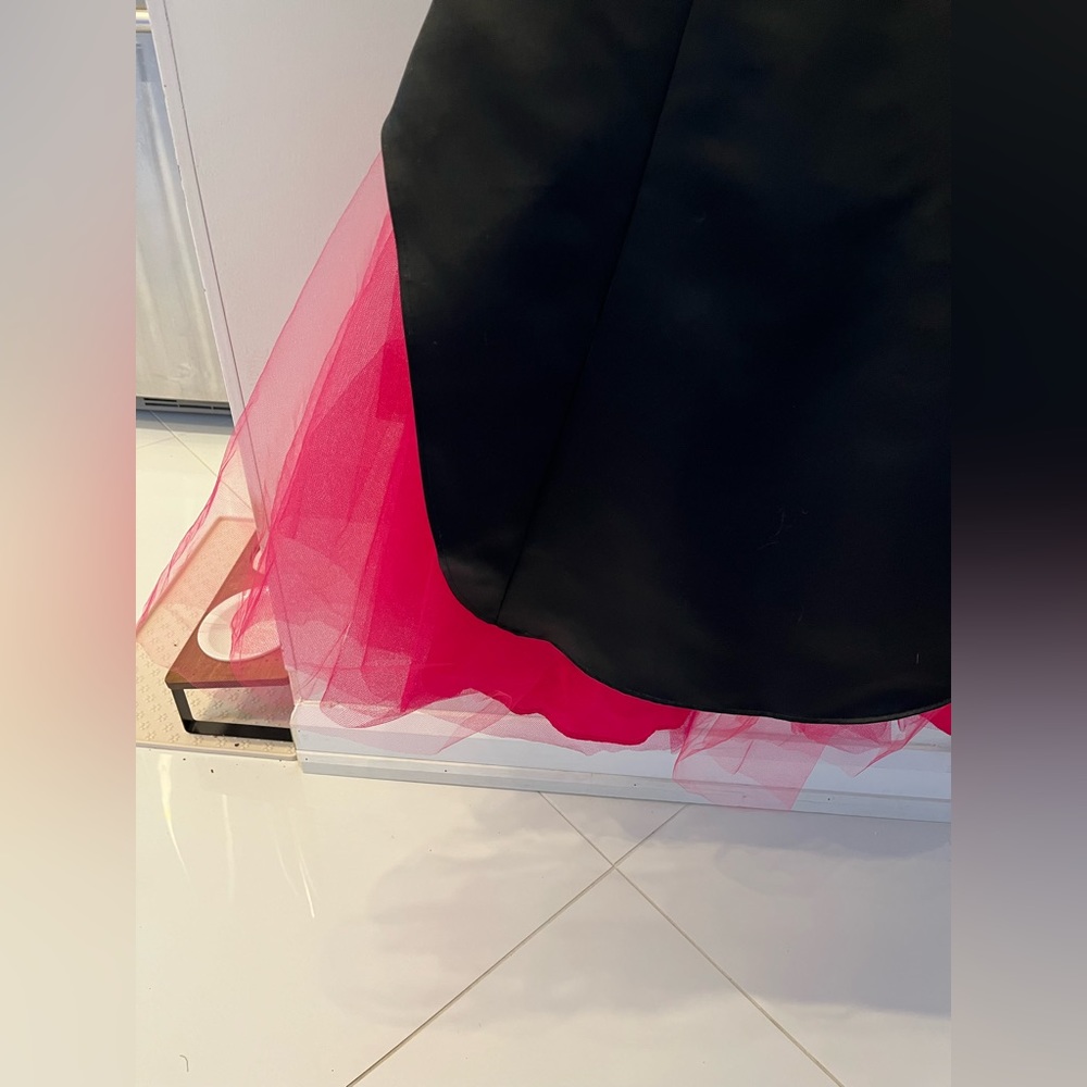 Black and Pink Gunne Sax Prom Dress - Picture 17 of 17